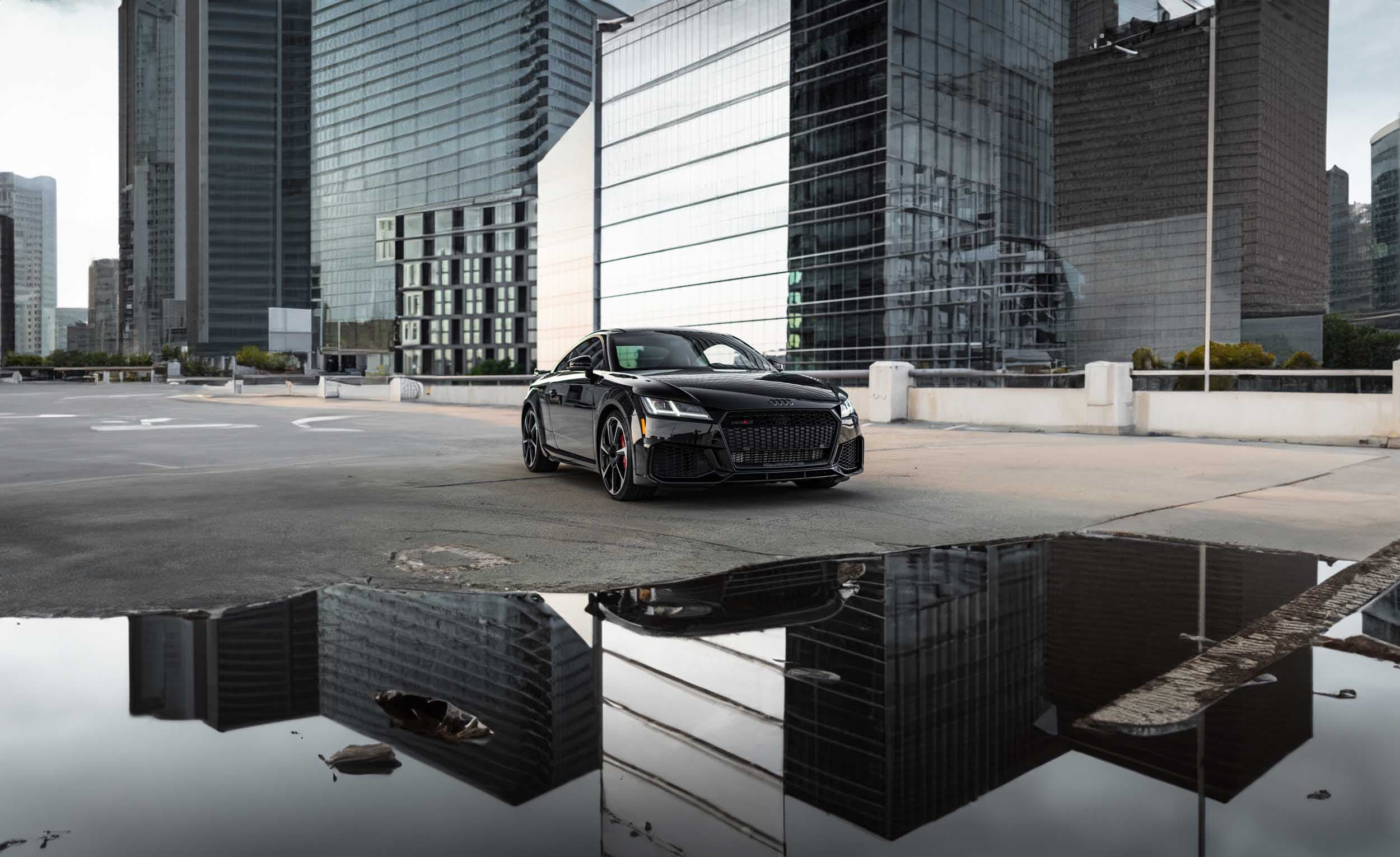Audi TT RS. Gloss black, coated
